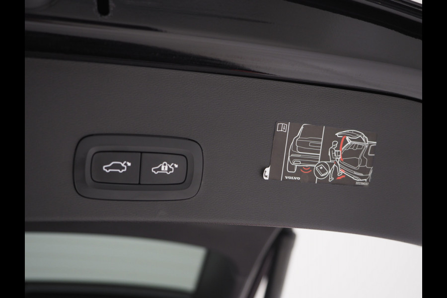 Volvo XC40 1.5 T5 Recharge R-Design | Panoramadak | Pilot Assist | Leder | Keyless | Camera | Memory | Carplay