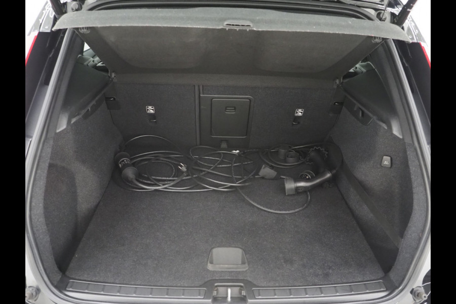 Volvo XC40 1.5 T5 Recharge R-Design | Panoramadak | Pilot Assist | Leder | Keyless | Camera | Memory | Carplay