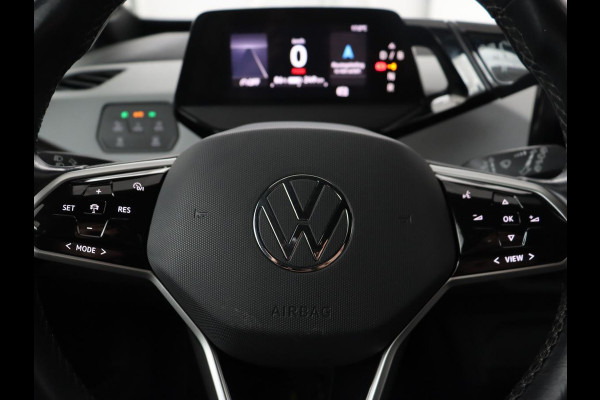 Volkswagen ID.3 Business 58 kWh | Trekhaak | Stoel & stuurverwarming | Matrix LED | Carplay | Camera | Adaptive cruise | Keyless | Navigatie | Parkeerhulp | Bluetooth