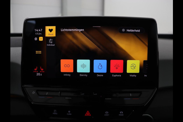 Volkswagen ID.3 Business 58 kWh | Trekhaak | Stoel & stuurverwarming | Matrix LED | Carplay | Camera | Adaptive cruise | Keyless | Navigatie | Parkeerhulp | Bluetooth