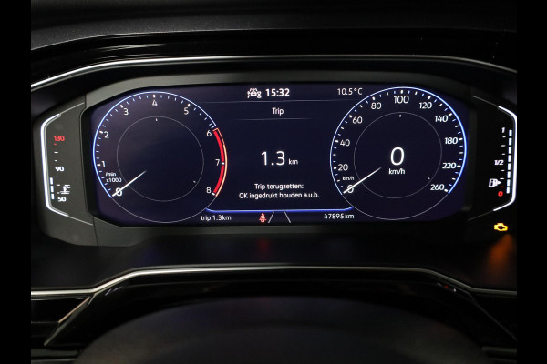 Volkswagen Polo 1.0 TSI Style 95 pk | Navigatie via App | Parkeersensoren | Achteruitrijcamera | Keyless | Stoelverwarming |