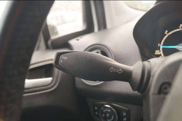 Ford Transit Courier 1.5 TDCI Trend -AIRCO-NAVI-