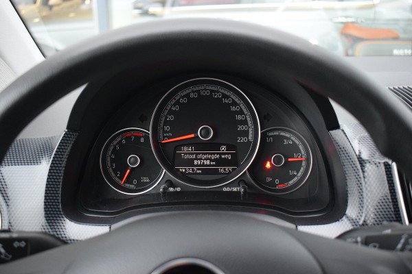 Volkswagen up! 1.0 | Camera | Cruise | LM Velgen | Climate