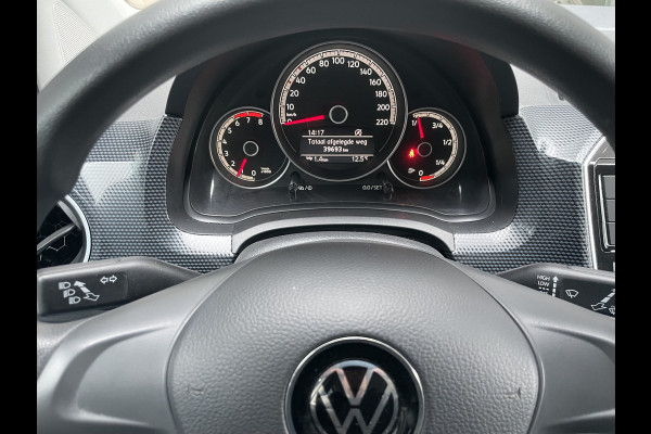 Volkswagen up! 1.0 Airco - Alarm klasse 1 - Bluetooth - Elektrische ramen voor - Radio - Rijstrooksensor - Start/stop systeem - Centrale deurvergrendeling met afstandsbediening