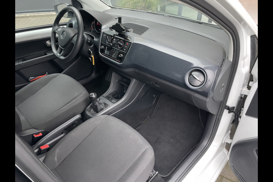 Volkswagen up! 1.0 Airco - Alarm klasse 1 - Bluetooth - Elektrische ramen voor - Radio - Rijstrooksensor - Start/stop systeem - Centrale deurvergrendeling met afstandsbediening