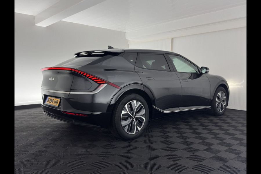 Kia Ev6 Plus 77.4 kWh [ 3-Fase ] (INCL-BTW) Aut. *LUXURY-LEATHER | ADAPTIVE-CRUISE | WIDE-SCREEN-DIGI-COCKPIT | MERIDIAN-AUDIO | MEMORY-PACK | FULL-LED | KEYLESS | CAMERA | DAB | BLIND-SPOT | NAVI-FULLMAP | 19''ALU*