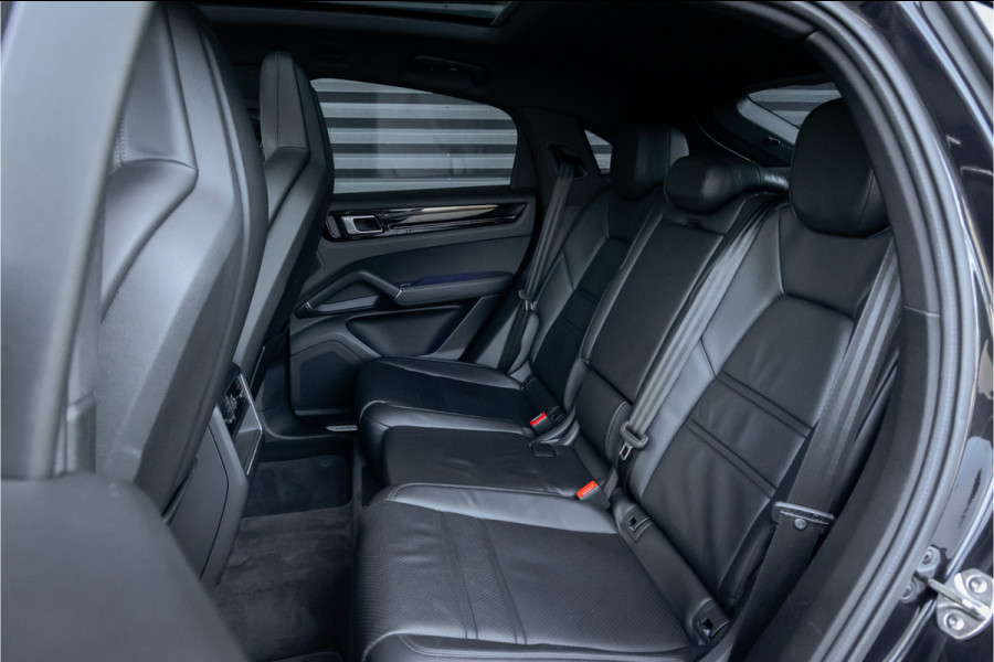 Porsche Cayenne Coupé 3.0 E-Hybrid 22 inch Black - ACC - Sport Chrono