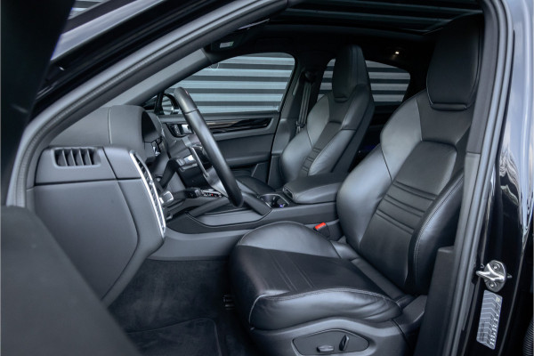 Porsche Cayenne Coupé 3.0 E-Hybrid 22 inch Black - ACC - Sport Chrono