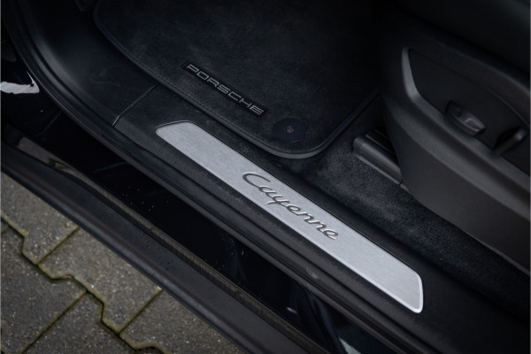 Porsche Cayenne Coupé 3.0 E-Hybrid 22 inch Black - ACC - Sport Chrono