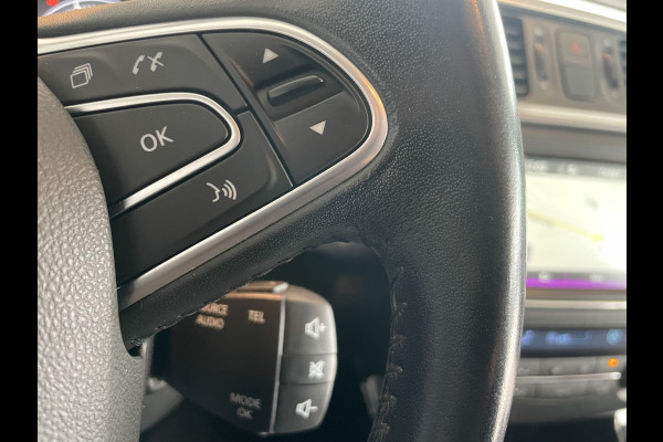 Renault Kadjar 1.2 TCe Life Airco - Cruise control - Bluetooth - Navigatie - Parkeersensoren achter - LED verlichting - Stuur multifunctioneel - Elektrische ramen - Centrale deurvergrendeling met afstandsbediening