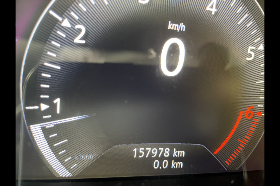 Renault Kadjar 1.2 TCe Life Airco - Cruise control - Bluetooth - Navigatie - Parkeersensoren achter - LED verlichting - Stuur multifunctioneel - Elektrische ramen - Centrale deurvergrendeling met afstandsbediening