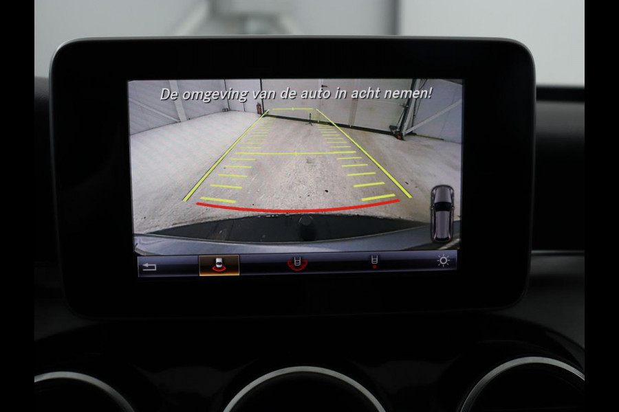 Mercedes-Benz C-Klasse 180 Business Solution | Stoelverwarming | Trekhaak | Camera | Navigatie | Park Assist | Half leder | Climate control | Full LED | Cruise control | Dodehoek detectie