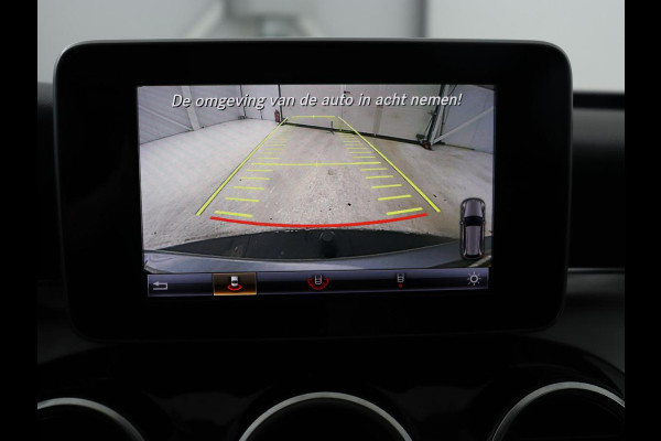 Mercedes-Benz C-Klasse 180 Business Solution | Stoelverwarming | Trekhaak | Camera | Navigatie | Park Assist | Half leder | Climate control | Full LED | Cruise control | Dodehoek detectie