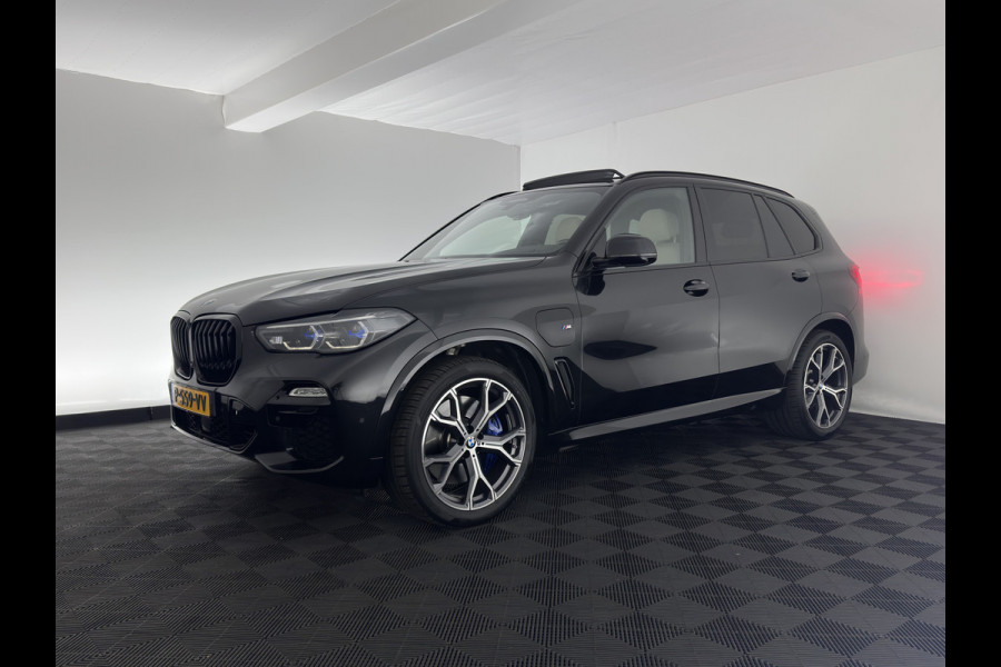 BMW X5 xDrive45e M-Sportpack High Executive (INCL-BTW) Aut. *PANO | LEATHER | HEAD-UP | LASER-LED | SOFT-CLOSE | ADAPTIVE-CRUISE | HIFI-SOUND | BLIND-SPOT | MEMORY-PACK | TOP-VIEW | DIGI-COCKPIT | NAVI-FULLMAP | PRIVACY-GLASS | ...