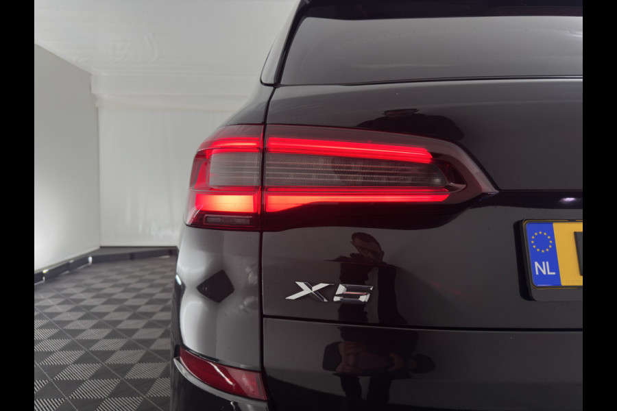 BMW X5 xDrive45e M-Sportpack High Executive (INCL-BTW) Aut. *PANO | LEATHER | HEAD-UP | LASER-LED | SOFT-CLOSE | ADAPTIVE-CRUISE | HIFI-SOUND | BLIND-SPOT | MEMORY-PACK | TOP-VIEW | DIGI-COCKPIT | NAVI-FULLMAP | PRIVACY-GLASS | ...