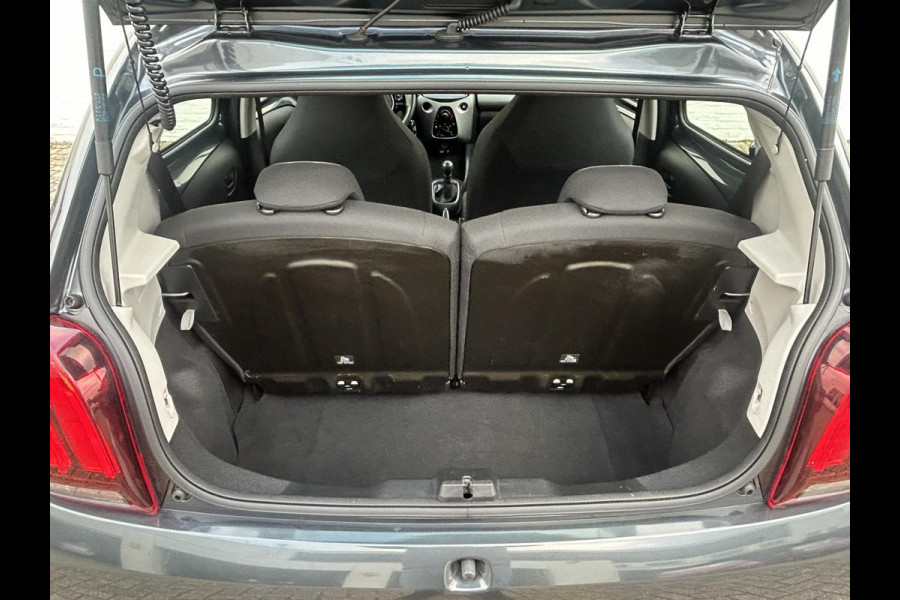 Peugeot 108 1.0 e-VTi Blue Lion 5 deurs Airco Bluetooth Camera Elek ramen Trekhaak