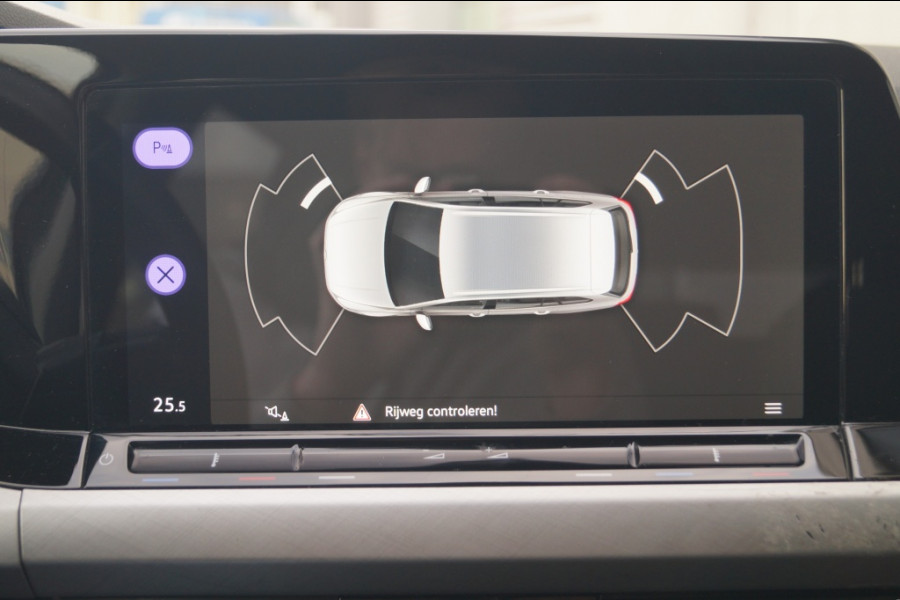 Volkswagen Golf Variant 1.0 TSI 110pk Life -NAVI-ECC-PDC-