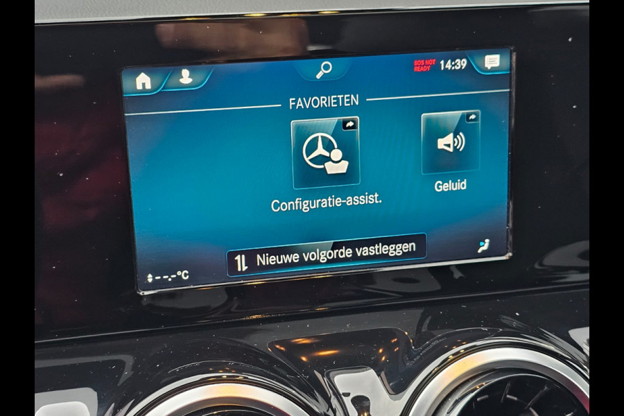 Mercedes-Benz B-Klasse 200 Business Solution Plus | Automaat | Pano | Stoelverwarming | Navi | Camera | Cruise | PDC |