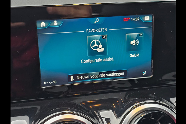 Mercedes-Benz B-Klasse 200 Business Solution Plus | Automaat | Pano | Stoelverwarming | Navi | Camera | Cruise | PDC |