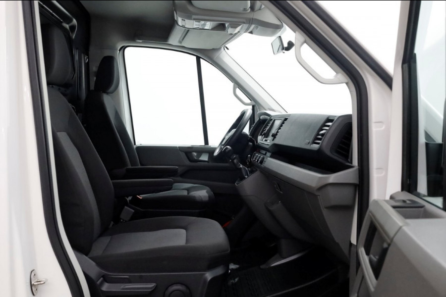 Volkswagen Crafter 35 2.0 TDI 140pk E6 RWD L3H3 (L2H2) Airco/Camera/Trekhaak 3500kg 08-2019