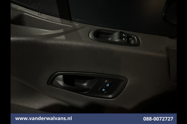 Ford Transit 2.0 TDCI 161pk Bakwagen Laadklep Euro6 Airco | Cruisecontrol | 940kg laadvermogen Verwarmde voorruit, Bijrijdersbank