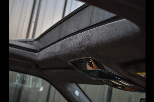 Land Rover Range Rover Sport 5.0 V8 SC SVR 575pk | Pano | Meridian Surround | Matrix | 360 Camera | Trekhaak | Carbon motorkap | CarPlay |