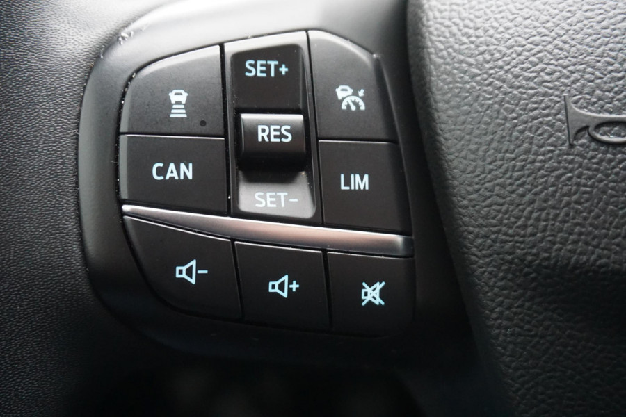 Ford FOCUS Wagon 1.0 EcoB.125pk Hybrid Business/Winterpakket/ Dealeronderhouden/1e Eigenaar.