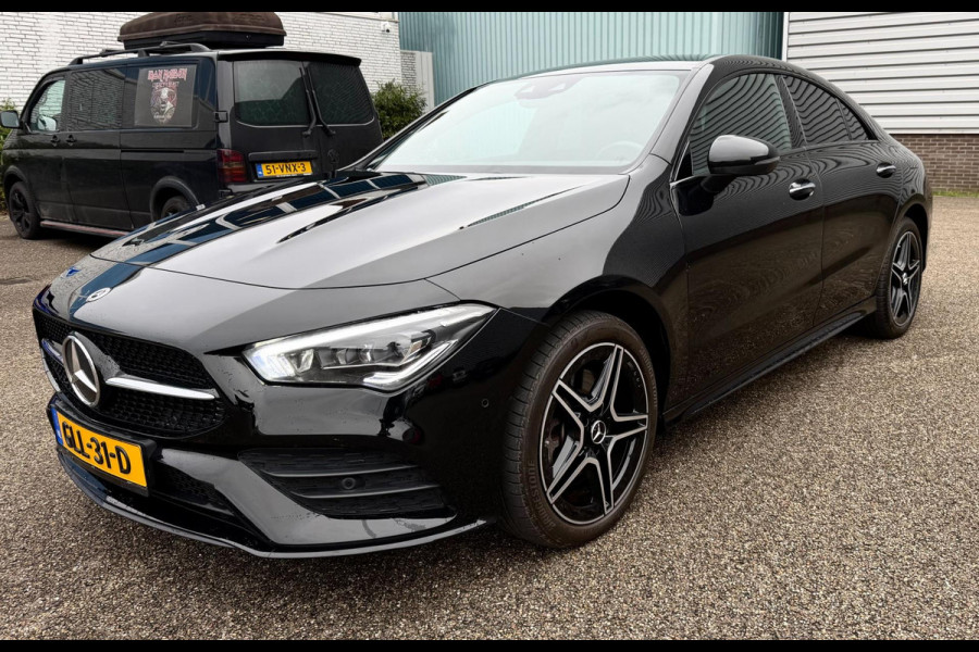 Mercedes-Benz CLA-Klasse 250 e Premium Plus