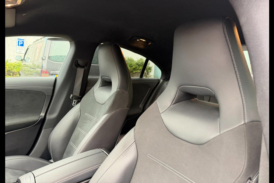 Mercedes-Benz CLA-Klasse 250 e Premium Plus