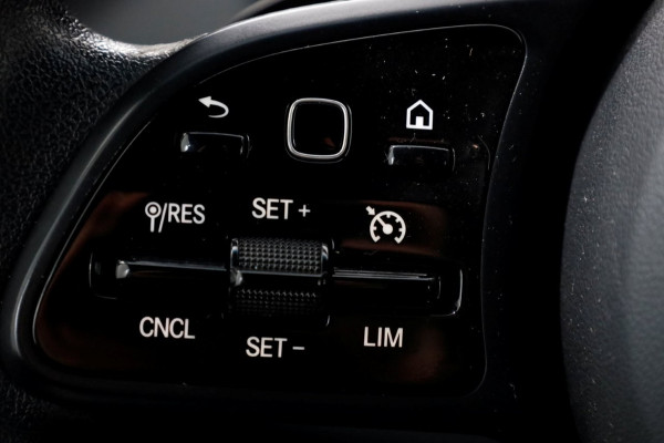 Mercedes-Benz Sprinter 317 CDI 170pk RWD 9G Automaat L3H2 Maxi Navi/Camera/Trekhaak 3500kg 06-2022