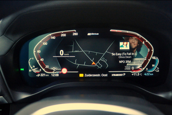 BMW X3 xDrive30e High Executive | M-Sport | Individual | Panoramadak | Trekhaak