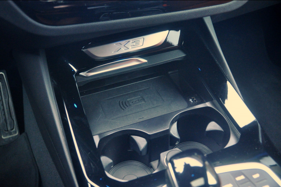 BMW X3 xDrive30e High Executive | M-Sport | Individual | Panoramadak | Trekhaak