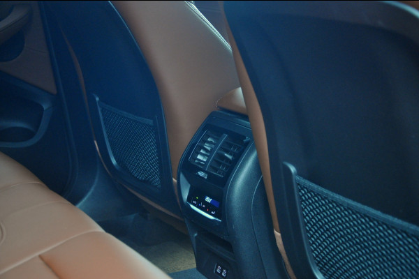 BMW X3 xDrive30e High Executive | M-Sport | Individual | Panoramadak | Trekhaak