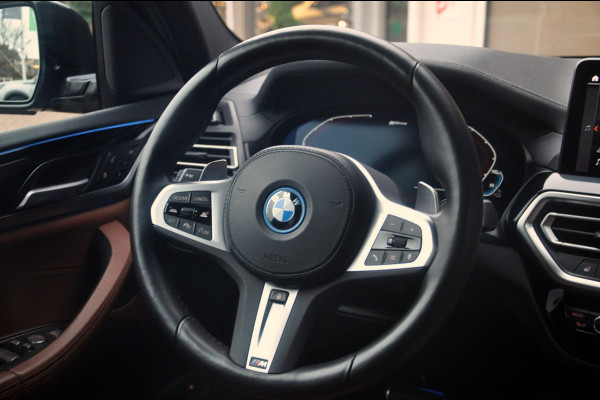 BMW X3 xDrive30e High Executive | M-Sport | Individual | Panoramadak | Trekhaak