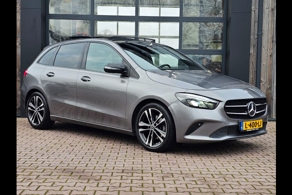 Mercedes-Benz B-Klasse 200 Business Solution Plus | Automaat | Pano | Stoelverwarming | Navi | Camera | Cruise | PDC |