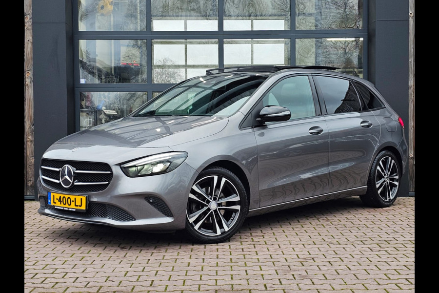 Mercedes-Benz B-Klasse 200 Business Solution Plus | Automaat | Pano | Stoelverwarming | Navi | Camera | Cruise | PDC |