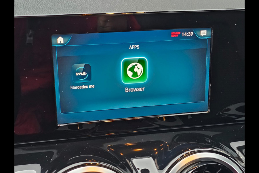 Mercedes-Benz B-Klasse 200 Business Solution Plus | Automaat | Pano | Stoelverwarming | Navi | Camera | Cruise | PDC |