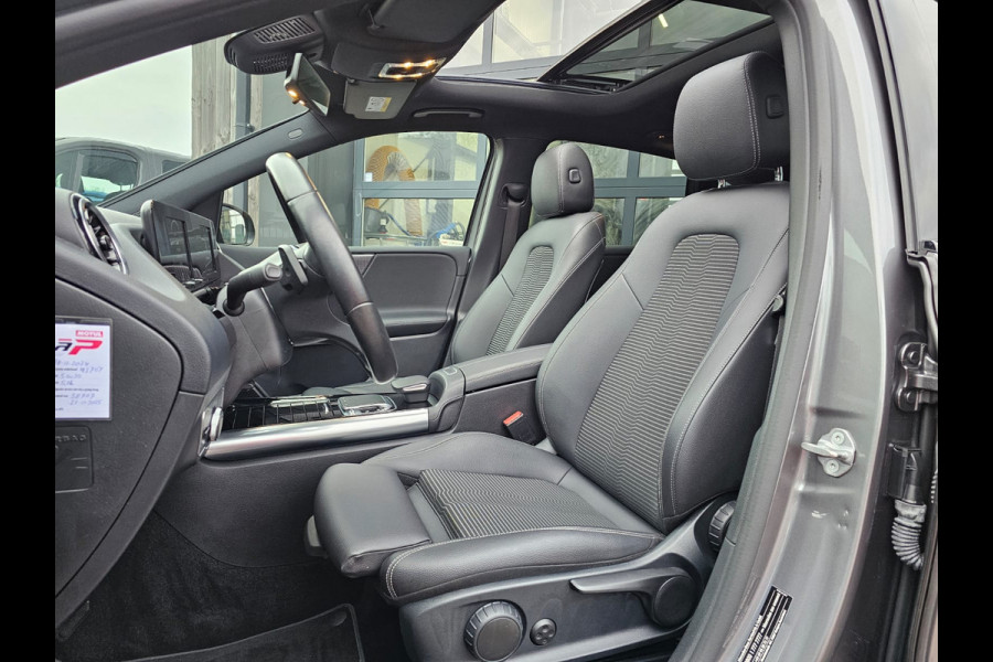 Mercedes-Benz B-Klasse 200 Business Solution Plus | Automaat | Pano | Stoelverwarming | Navi | Camera | Cruise | PDC |