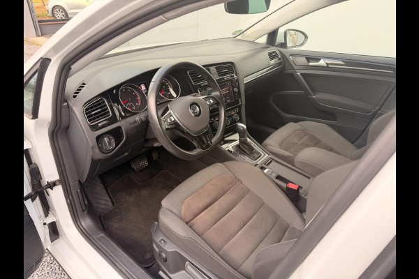 Volkswagen Golf 1.5 TSI Highline Business R Line | DSG | Alcantara | ACC | Ergo Active | Xenon | Stoelverw | Clima | Parkpilot