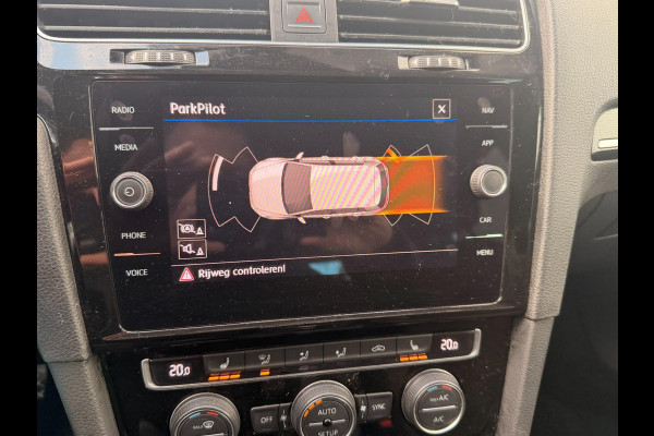 Volkswagen Golf 1.5 TSI Highline Business R Line | DSG | Alcantara | ACC | Ergo Active | Xenon | Stoelverw | Clima | Parkpilot