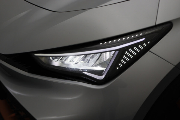 CUPRA Born Adrenaline One 62 kWh Virtual Cockpit, ACC, Camera, Apple Carplay, LED, PDC, 19''