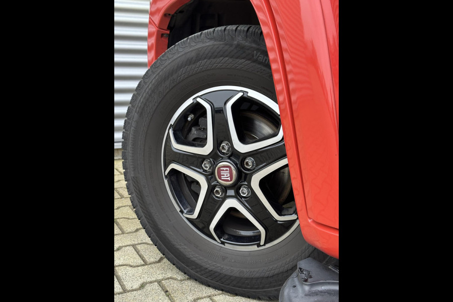 Fiat Ducato 35 2.2 MultiJet L2H2 Mooie uitvoering Automaat|Led