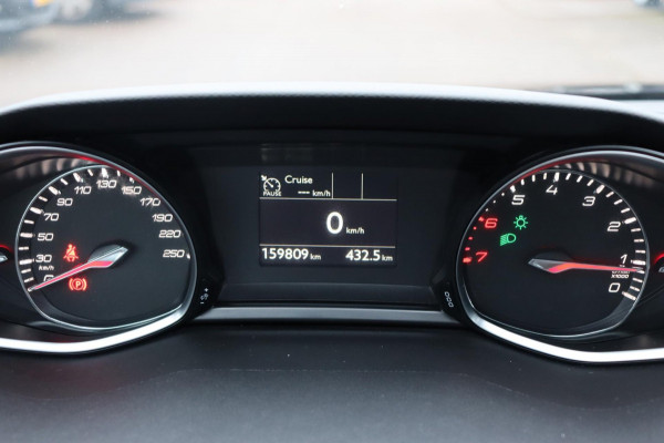 Peugeot 308 SW 1.2 P.T.Blue L. Executive org.NL panoramadak trekhaak