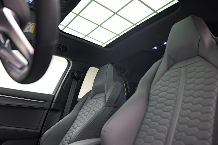 Audi RSQ3 Sportback 2.5 TFSI |Pano|Sonos|RS-Stoelen|BTW|Keyless|