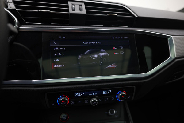 Audi RSQ3 Sportback 2.5 TFSI |Pano|Sonos|RS-Stoelen|BTW|Keyless|