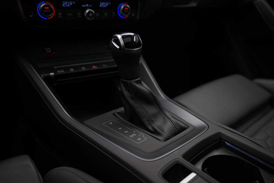 Audi RSQ3 Sportback 2.5 TFSI |Pano|Sonos|RS-Stoelen|BTW|Keyless|
