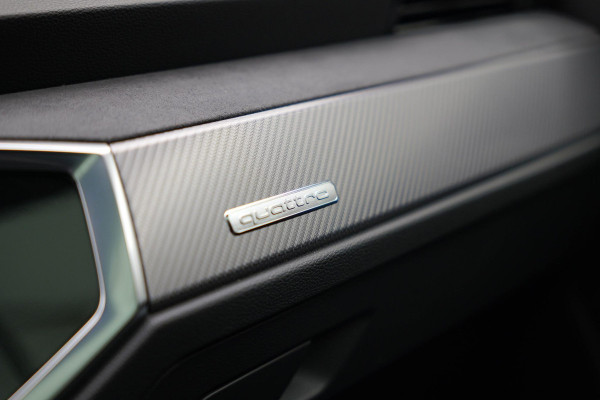 Audi RSQ3 Sportback 2.5 TFSI |Pano|Sonos|RS-Stoelen|BTW|Keyless|