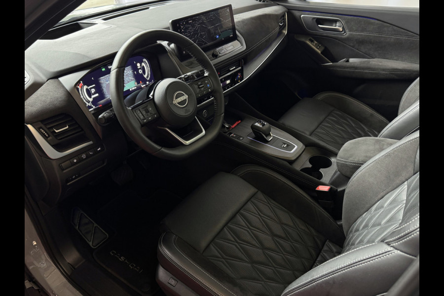 Nissan QASHQAI 1.3 MHEV 160PK TEKNA PLUS BOSE 20''LMV LEER ALCANTARA PANO MASSAGE BOSE STOEL/STUUR/RUIT VERW MATRIX.LED ELEK.KLEP HEADUP 20''LM 03/2025