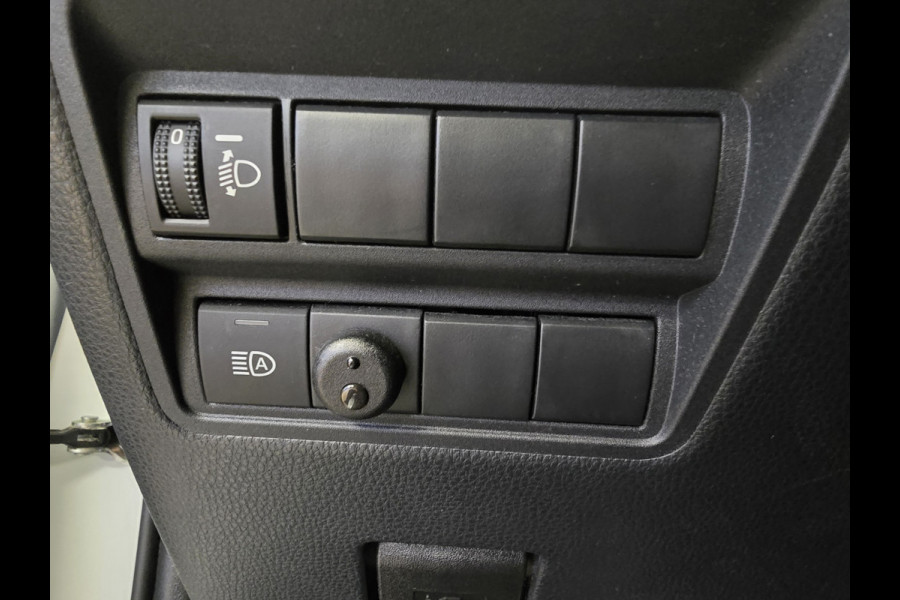 Toyota Yaris 1.5 Hybrid Dynamic DEALER ONDH AUT. ACC CAMERA LANE ASSIST CRUISE CONTROL STOELVERWARMING