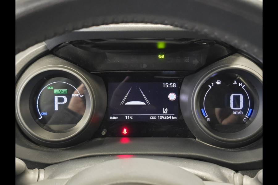 Toyota Yaris 1.5 Hybrid Dynamic DEALER ONDH AUT. ACC CAMERA LANE ASSIST CRUISE CONTROL STOELVERWARMING